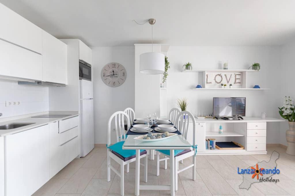 Vivienda Vacacional Ocean Pearl Costa Teguise Eksteriør bilde