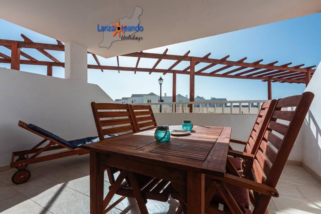 Vivienda Vacacional Ocean Pearl Costa Teguise Eksteriør bilde