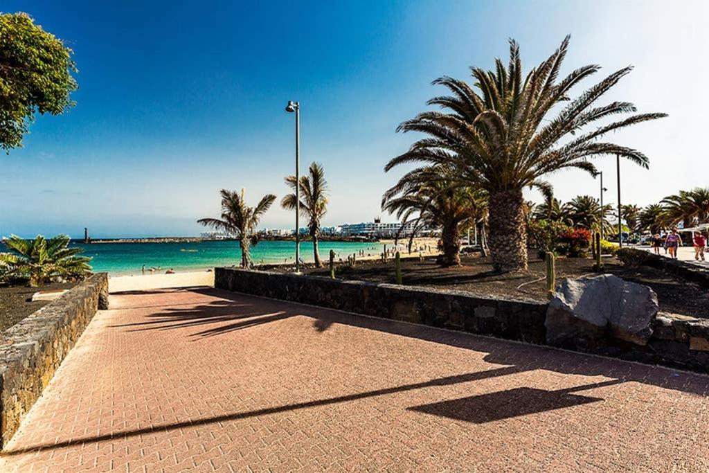 Vivienda Vacacional Ocean Pearl Costa Teguise Eksteriør bilde