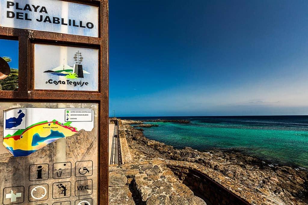 Vivienda Vacacional Ocean Pearl Costa Teguise Eksteriør bilde